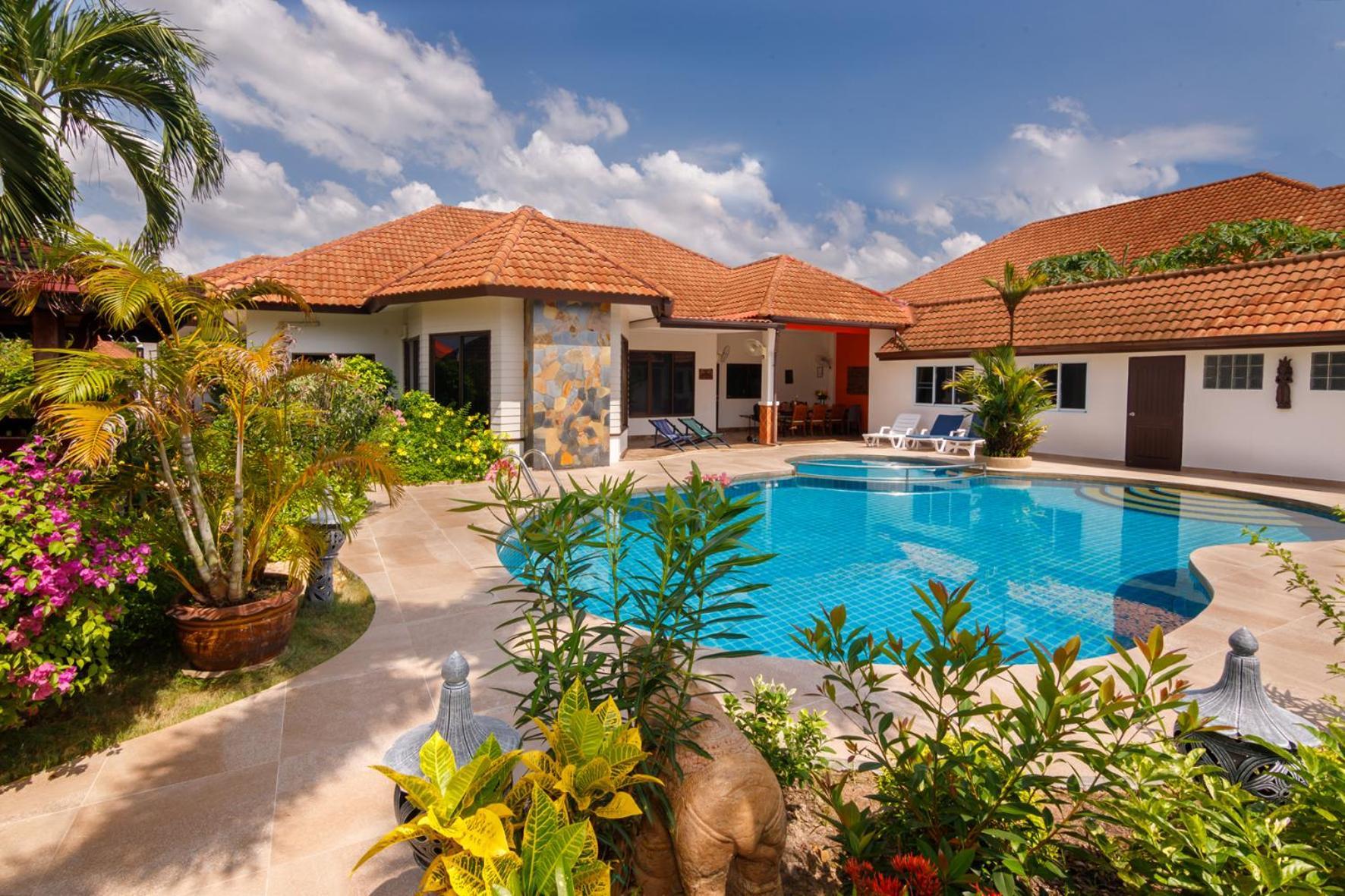 Pattaya Hill Close To Walking St And City Nong Prue Exteriör bild