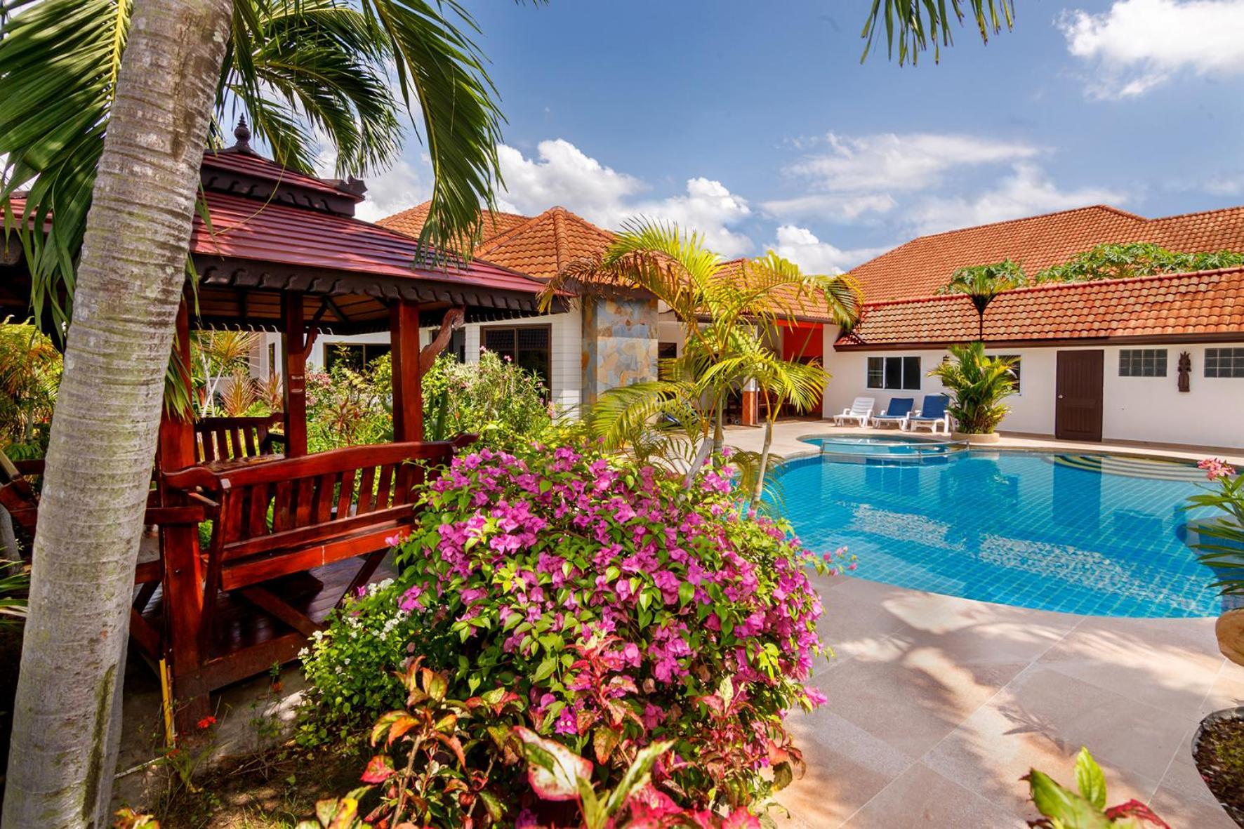 Pattaya Hill Close To Walking St And City Nong Prue Exteriör bild